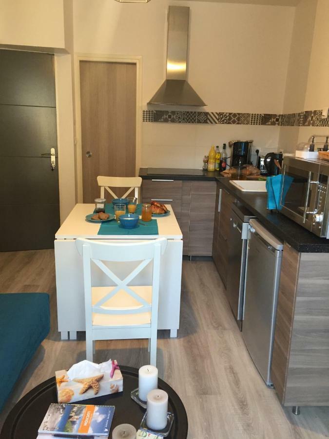 Апартаменти Les Meubles De Luchon - La Perle Bleue - Centre Luchon, Beau T2, 2 A 4 Personnes, Wifi Bagneres-de-Luchon Екстер'єр фото